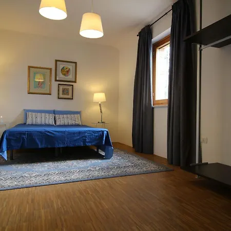 Italian Experience-villa Lu Candelara